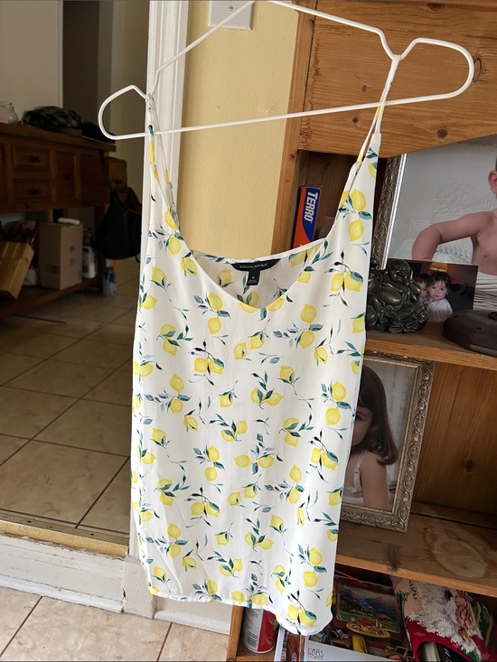 Banana Republic Tops - Banana Republic White Lemon Print V-Neck Cami